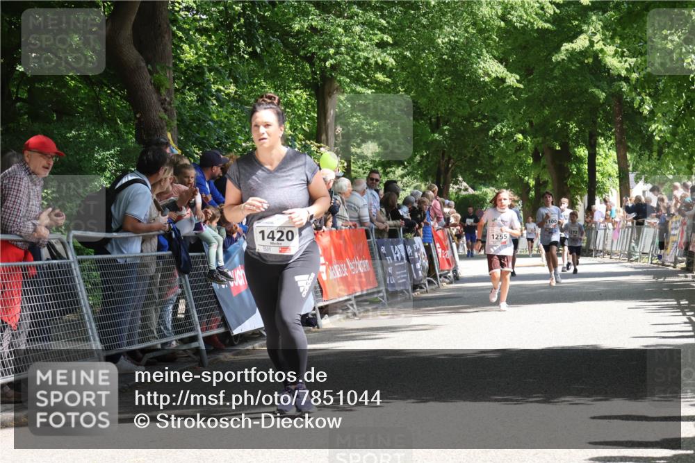17.05.2025 - Störlauf Strokosch-Dieckow http://msf.ph/oto/7851044 17.05.2025 14:52:08 Ziel 1420, 1255, 100, 1272 meine-sportfotos.de
