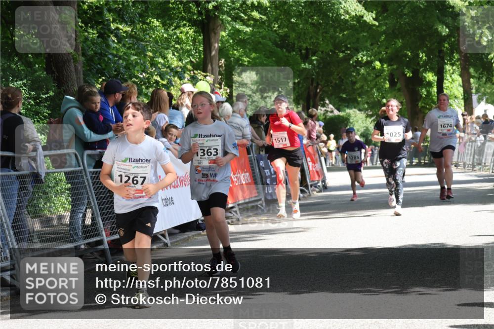17.05.2025 - Störlauf Strokosch-Dieckow http://msf.ph/oto/7851081 17.05.2025 14:52:33 Ziel 2025, 1267, 1363, 1517, 1285, 1674, 025 meine-sportfotos.de
