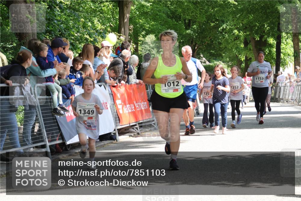 17.05.2025 - Störlauf Strokosch-Dieckow http://msf.ph/oto/7851103 17.05.2025 14:52:57 Ziel 1349, 1012, 1352, 135, 1153 meine-sportfotos.de