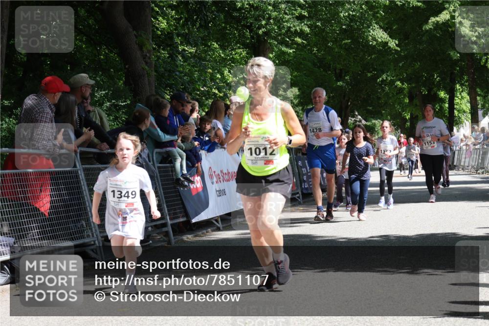 17.05.2025 - Störlauf Strokosch-Dieckow http://msf.ph/oto/7851107 17.05.2025 14:52:58 Ziel 1349, 1012, 40, 1428, 137, 1179, 1153 meine-sportfotos.de