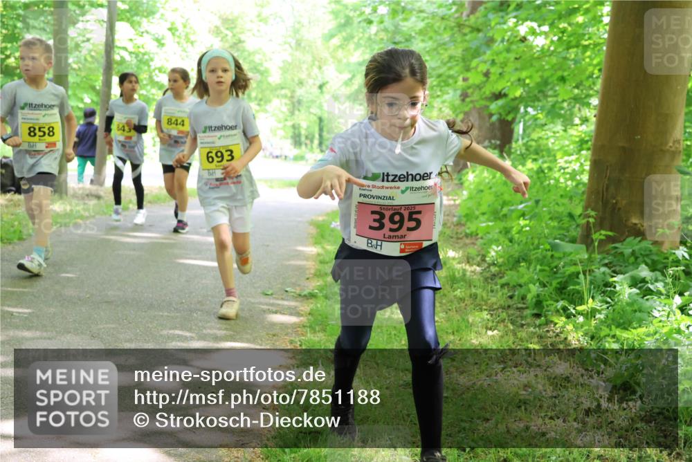 17.05.2025 - Störlauf Strokosch-Dieckow http://msf.ph/oto/7851188 17.05.2025 14:11:20 Laufen 858, 844, 693, 2025, 395 meine-sportfotos.de