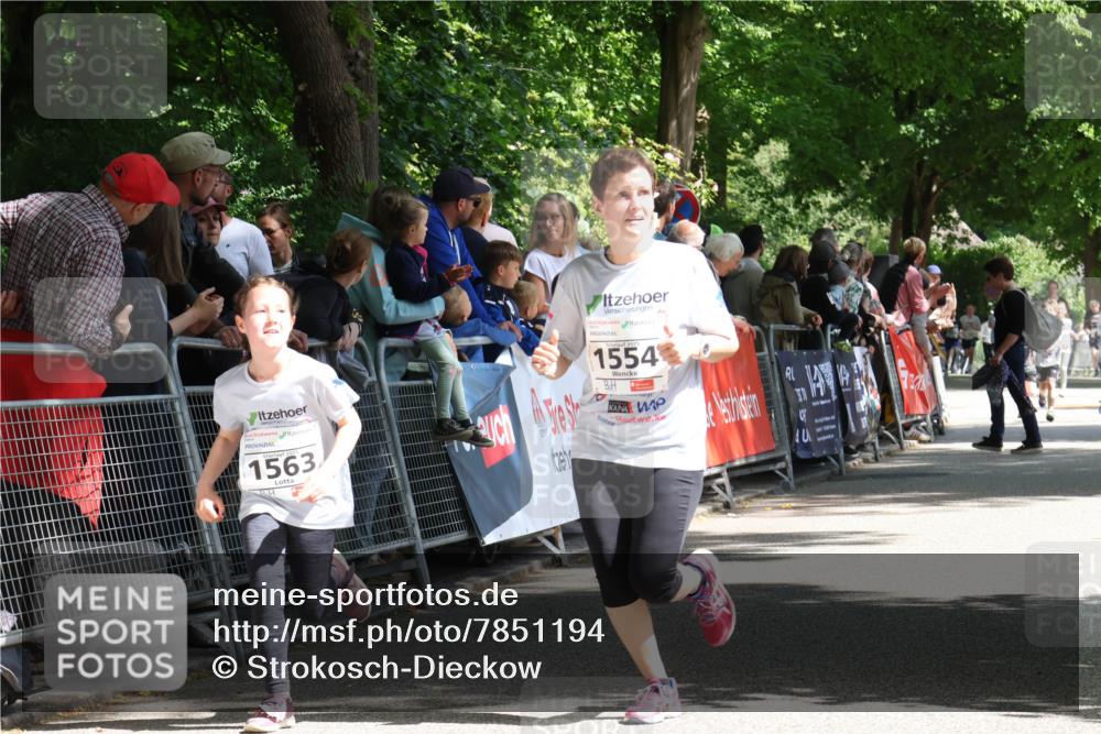 17.05.2025 - Störlauf Strokosch-Dieckow http://msf.ph/oto/7851194 17.05.2025 14:54:13 Ziel 1563, 2021, 1554 meine-sportfotos.de