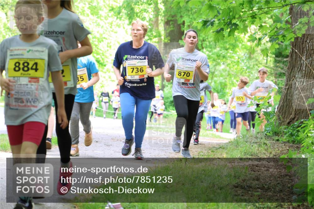 17.05.2025 - Störlauf Strokosch-Dieckow http://msf.ph/oto/7851235 17.05.2025 14:11:46 Laufen 884, 35, 736, 870, 951 meine-sportfotos.de