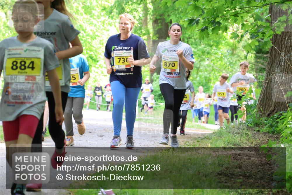 17.05.2025 - Störlauf Strokosch-Dieckow http://msf.ph/oto/7851236 17.05.2025 14:11:46 Laufen 884, 35, 736, 870, 951, 960 meine-sportfotos.de