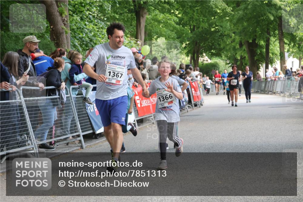 17.05.2025 - Störlauf Strokosch-Dieckow http://msf.ph/oto/7851313 17.05.2025 14:55:45 Ziel 1367, 1366, 1654 meine-sportfotos.de