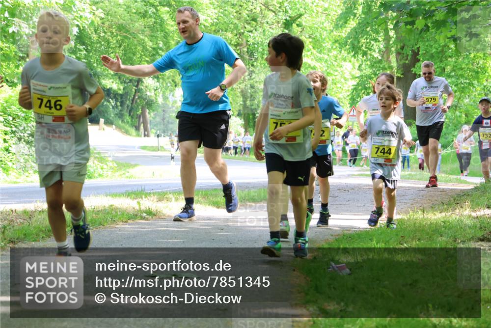 17.05.2025 - Störlauf Strokosch-Dieckow http://msf.ph/oto/7851345 17.05.2025 14:12:20 Laufen 746, 744, 879, 732 meine-sportfotos.de