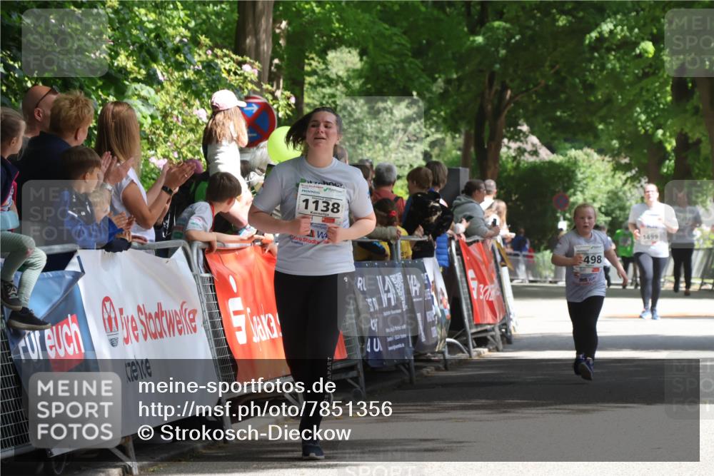 17.05.2025 - Störlauf Strokosch-Dieckow http://msf.ph/oto/7851356 17.05.2025 14:56:35 Ziel 2025, 1138, 40, 3, 498, 1499, 90 meine-sportfotos.de