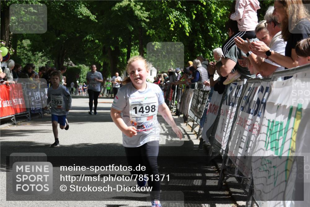 17.05.2025 - Störlauf Strokosch-Dieckow http://msf.ph/oto/7851371 17.05.2025 14:56:41 Ziel 30, 40, 1393, 1499, 2025, 1498 meine-sportfotos.de