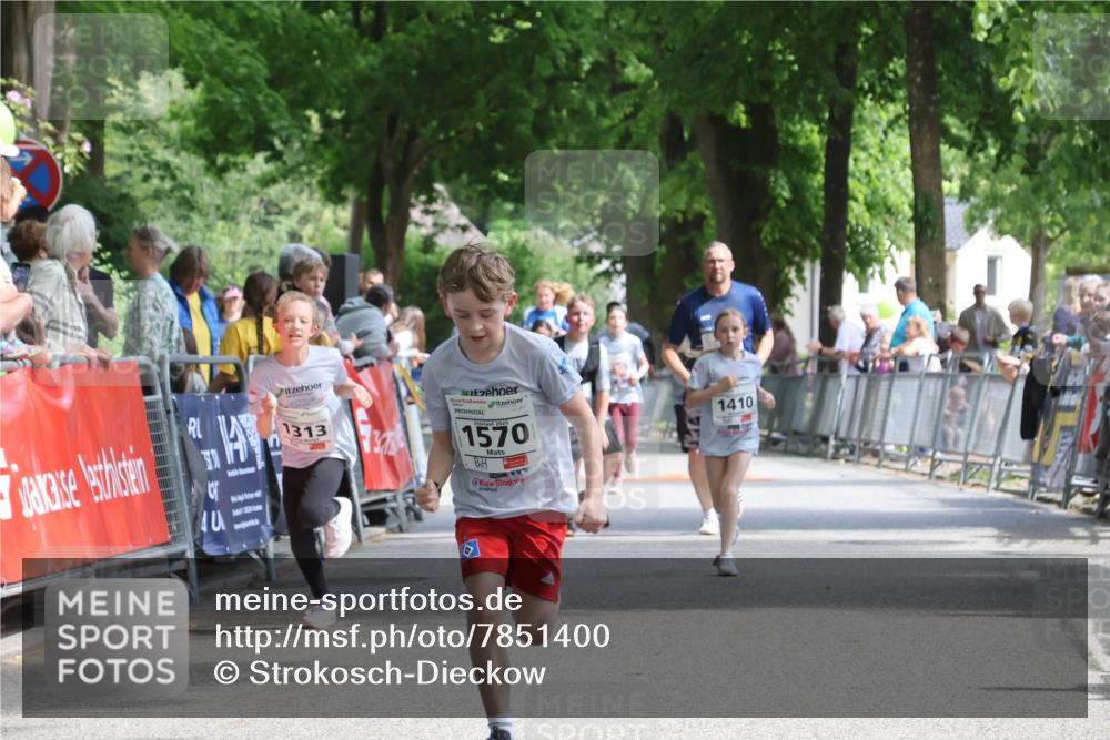 17.05.2025 - Störlauf Strokosch-Dieckow http://msf.ph/oto/7851400 17.05.2025 14:57:17 Ziel 40, 1313, 2025, 1570, 1410 meine-sportfotos.de