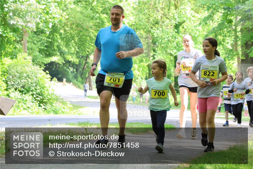 17.05.2025 - Störlauf Strokosch-Dieckow http://msf.ph/oto/7851458 17.05.2025 14:12:55 Laufen 701, 2025, 700, 80, 2025, 822, 68, 975 meine-sportfotos.de