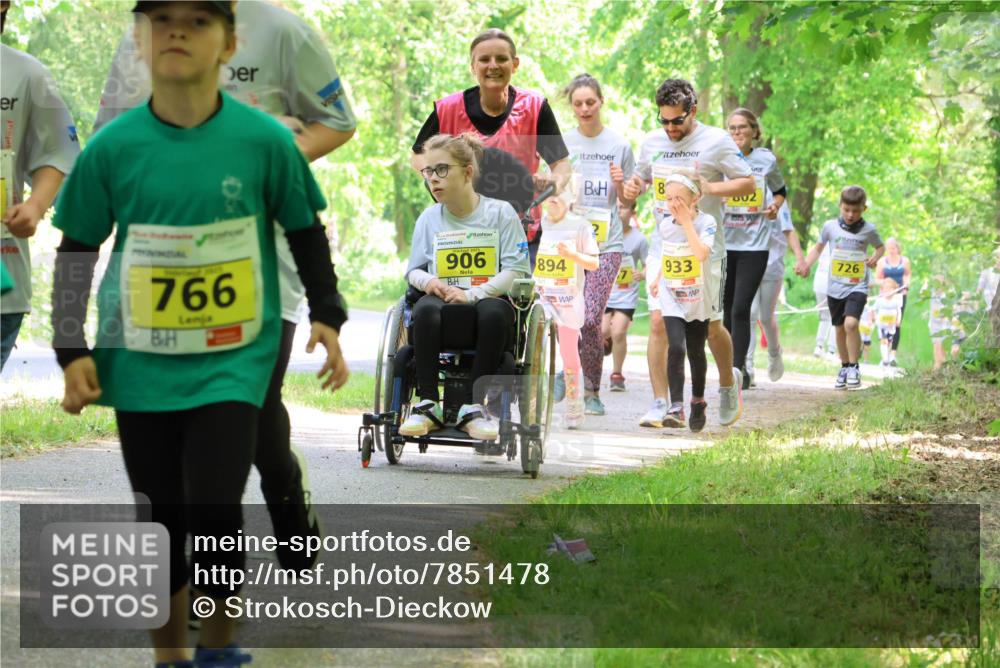 17.05.2025 - Störlauf Strokosch-Dieckow http://msf.ph/oto/7851478 17.05.2025 14:13:05 Laufen 766, 906, 894, 8, 802, 933, 726 meine-sportfotos.de