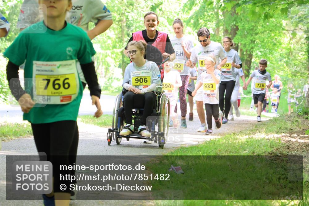 17.05.2025 - Störlauf Strokosch-Dieckow http://msf.ph/oto/7851482 17.05.2025 14:13:05 Laufen 766, 906, 8945, 89, 92, 02, 3, 933, 726 meine-sportfotos.de