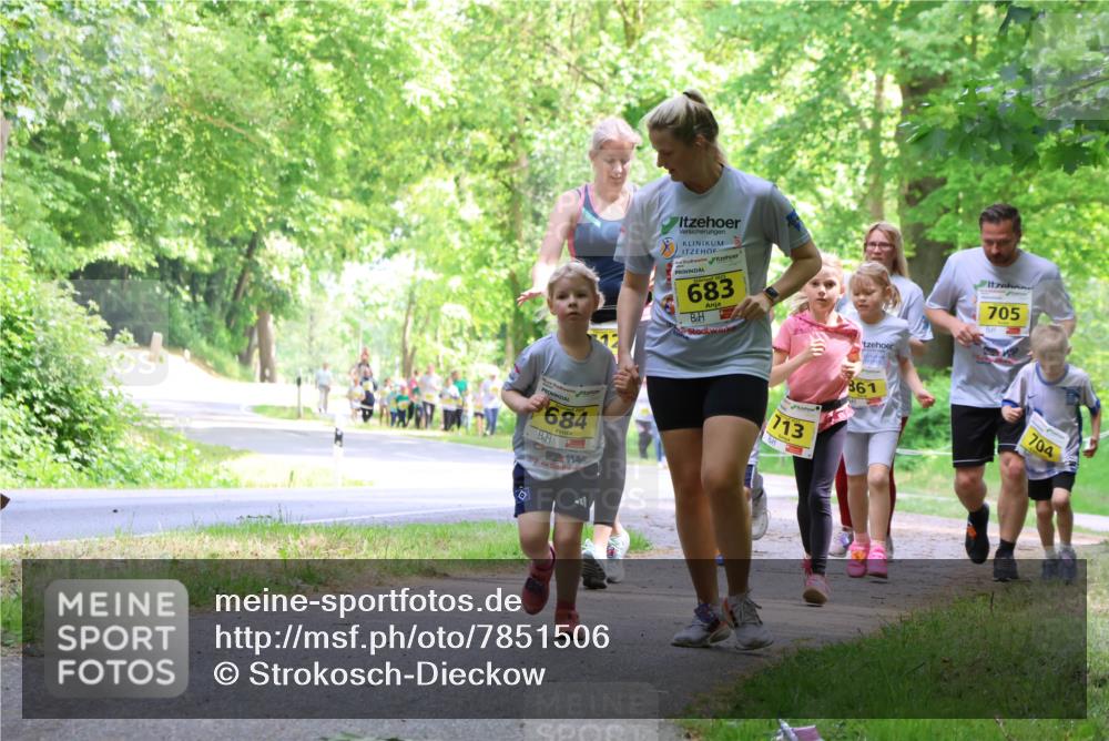 17.05.2025 - Störlauf Strokosch-Dieckow http://msf.ph/oto/7851506 17.05.2025 14:13:25 Laufen 684, 683, 705, 713, 861, 704 meine-sportfotos.de