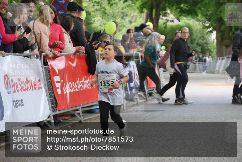 17.05.2025 - Störlauf Strokosch-Dieckow http://msf.ph/oto/7851573 17.05.2025 15:15:58 Ziel 2025, 1353 meine-sportfotos.de