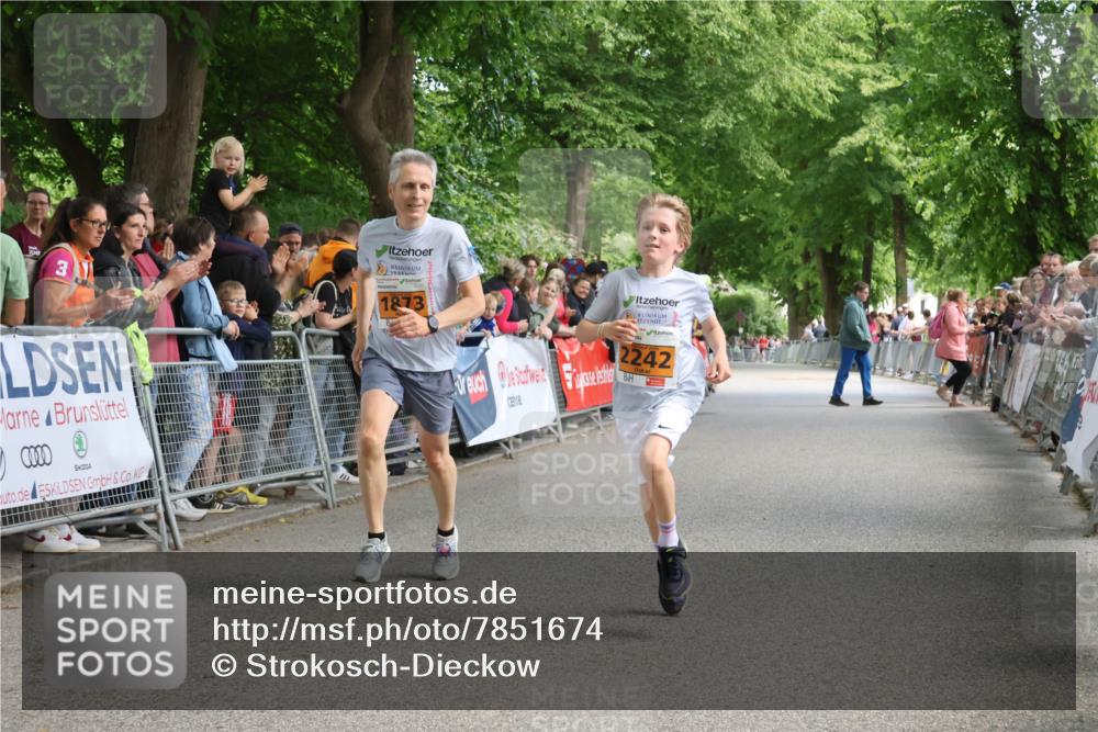 17.05.2025 - Störlauf Strokosch-Dieckow http://msf.ph/oto/7851674 17.05.2025 15:21:47 Ziel 0000, 1873, 2242 meine-sportfotos.de