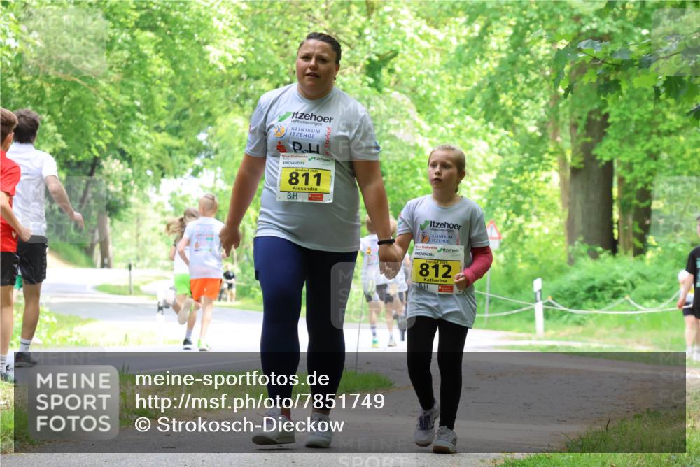 17.05.2025 - Störlauf Strokosch-Dieckow http://msf.ph/oto/7851749 17.05.2025 14:16:35 Laufen 2025, 811, 812 meine-sportfotos.de