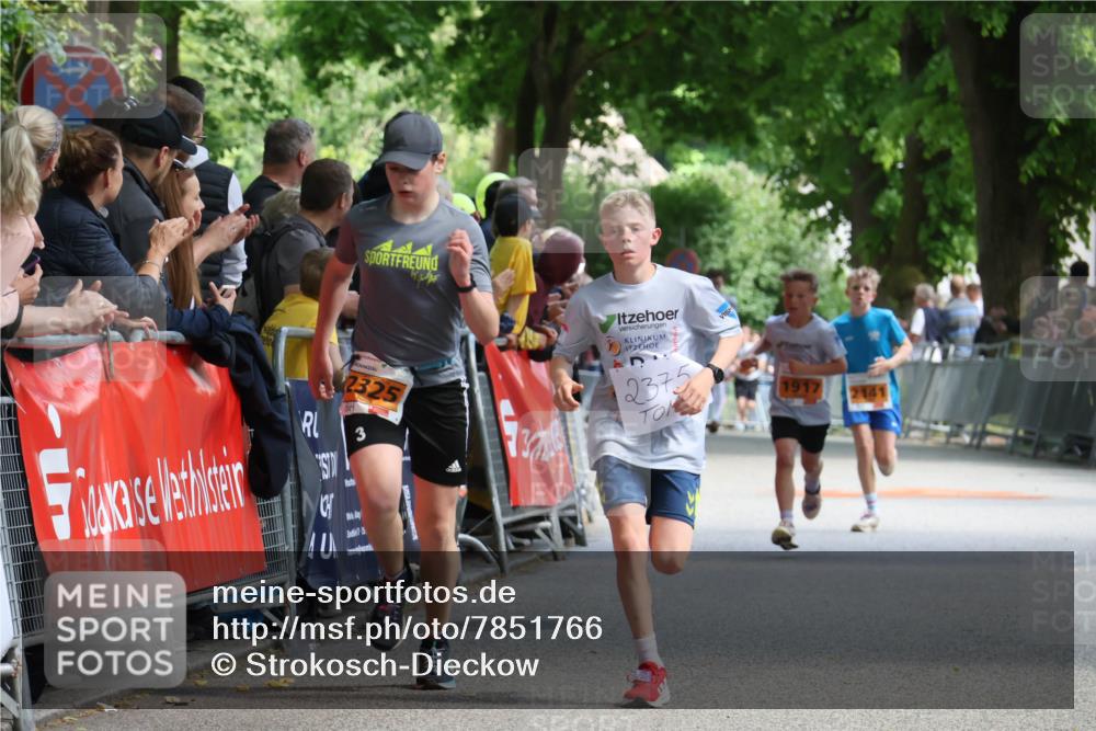 17.05.2025 - Störlauf Strokosch-Dieckow http://msf.ph/oto/7851766 17.05.2025 15:23:38 Ziel 2325, 3, 7, 25, 2375, 1917, 2141 meine-sportfotos.de