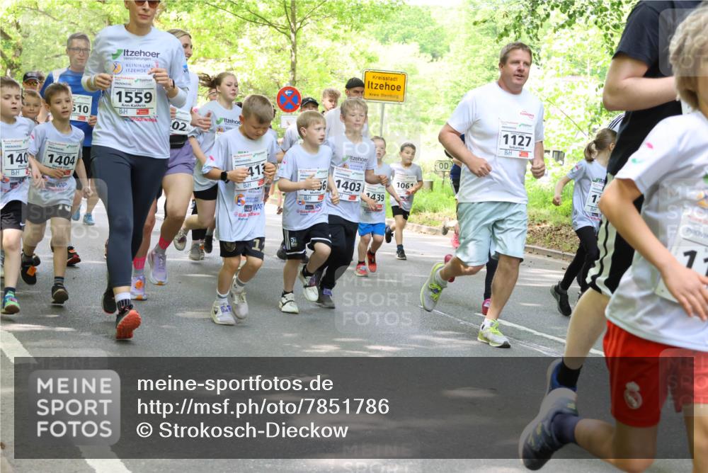 17.05.2025 - Störlauf Strokosch-Dieckow http://msf.ph/oto/7851786 17.05.2025 14:17:11 Laufen 510, 1559, 140, 1404, 02, 41, 1, 1061, 1403, 2, 1439, 1127, 1 meine-sportfotos.de