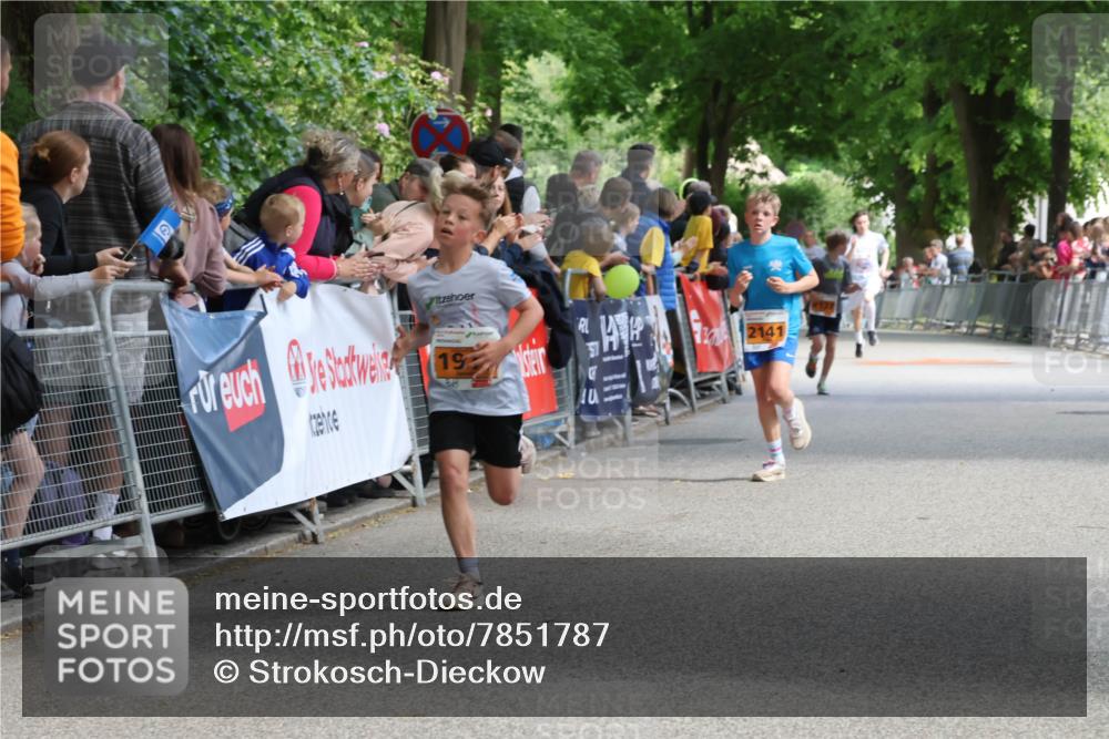 17.05.2025 - Störlauf Strokosch-Dieckow http://msf.ph/oto/7851787 17.05.2025 15:23:43 Ziel 19, 2141 meine-sportfotos.de