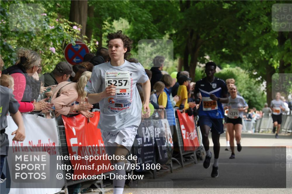 17.05.2025 - Störlauf Strokosch-Dieckow http://msf.ph/oto/7851806 17.05.2025 15:23:50 Ziel 2025, 5257, 2258, 1225 meine-sportfotos.de