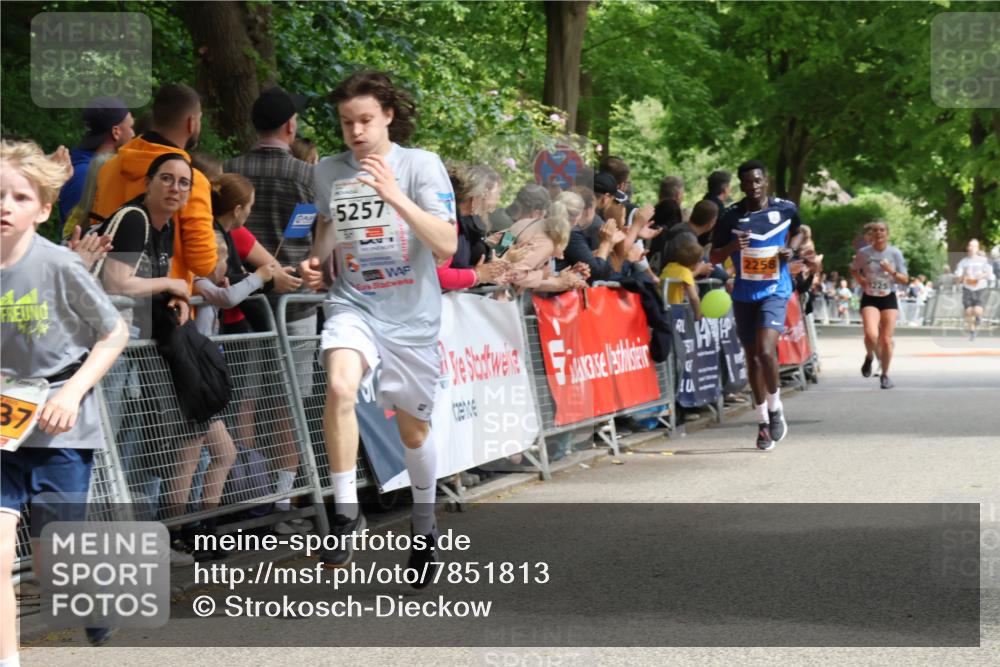 17.05.2025 - Störlauf Strokosch-Dieckow http://msf.ph/oto/7851813 17.05.2025 15:23:51 Ziel 5257, 37, 2258 meine-sportfotos.de