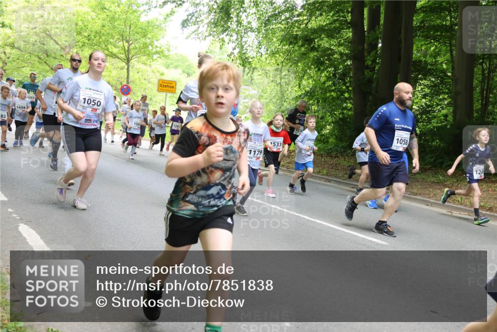 17.05.2025 - Störlauf Strokosch-Dieckow http://msf.ph/oto/7851838 17.05.2025 14:17:29 Laufen 82, 1498, 2125, 1452, 1050, 1065, 1285, 1565, 1179, 1533, 1074, 1058, 124 meine-sportfotos.de
