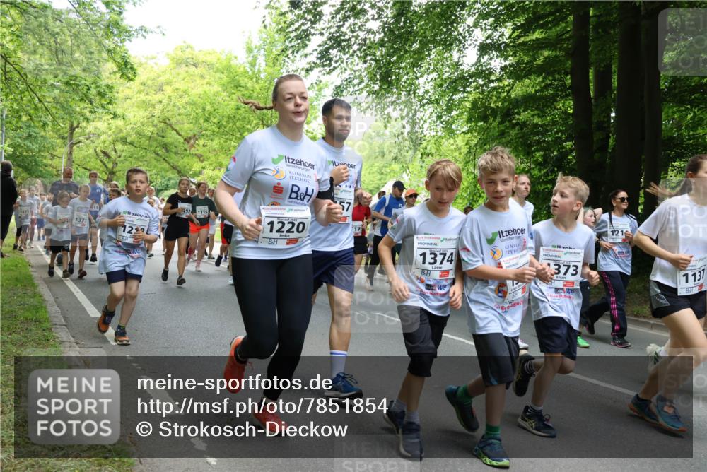17.05.2025 - Störlauf Strokosch-Dieckow http://msf.ph/oto/7851854 17.05.2025 14:17:38 Laufen 1473, 401371, 611, 1219, 492, 1115, 1220, 57, 17, 1374, 2035, 373, 121, 1137 meine-sportfotos.de