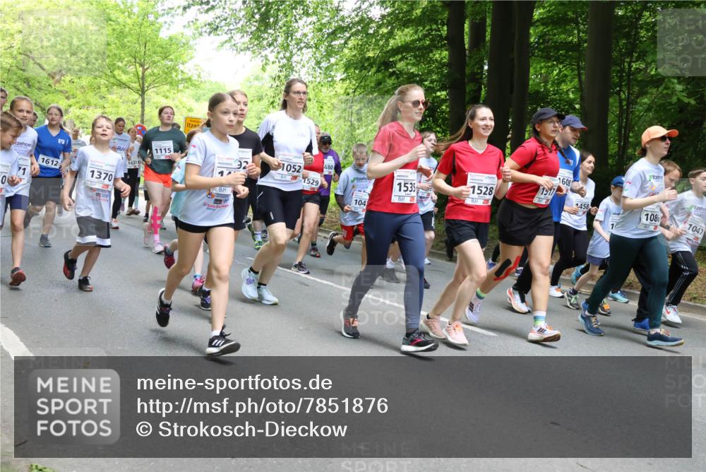 17.05.2025 - Störlauf Strokosch-Dieckow http://msf.ph/oto/7851876 17.05.2025 14:17:40 Laufen 0, 71, 1612, 1370, 1437, 1115, 92, 1052, 1529, 480, 104, 1535, 1608, 1517, 1528, 1458, 14, 108, 1047 meine-sportfotos.de