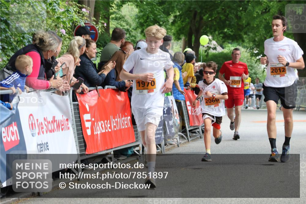 17.05.2025 - Störlauf Strokosch-Dieckow http://msf.ph/oto/7851897 17.05.2025 15:25:04 Ziel 1970, 2060, 2003, 2012 meine-sportfotos.de