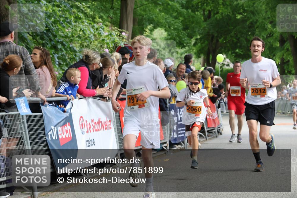 17.05.2025 - Störlauf Strokosch-Dieckow http://msf.ph/oto/7851899 17.05.2025 15:25:05 Ziel 197, 2060, 2003, 2012 meine-sportfotos.de