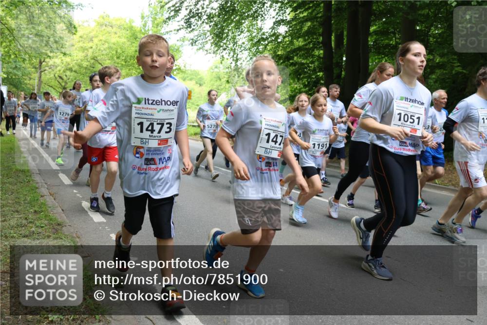 17.05.2025 - Störlauf Strokosch-Dieckow http://msf.ph/oto/7851900 17.05.2025 14:17:44 Laufen 1477, 1070, 1430, 1279, 2025, 1473, 1051, 37, 11, 5275, 147, 1191 meine-sportfotos.de