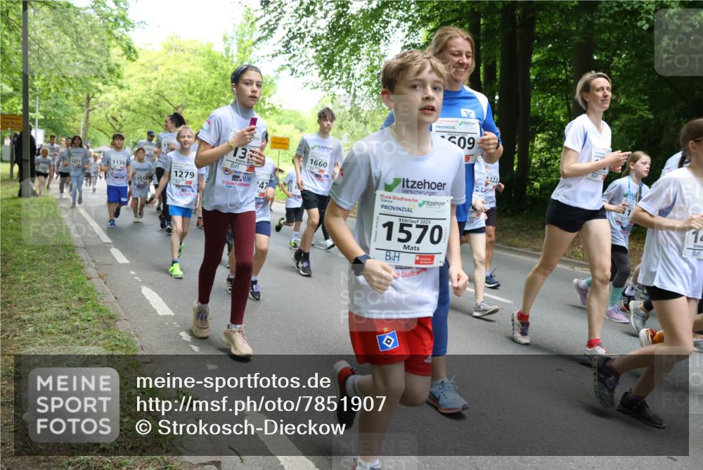 17.05.2025 - Störlauf Strokosch-Dieckow http://msf.ph/oto/7851907 17.05.2025 14:17:45 Laufen 1477, 1139, 1515, 1279, 1660, 13, 47, 2025, 2025, 1570, 09 meine-sportfotos.de