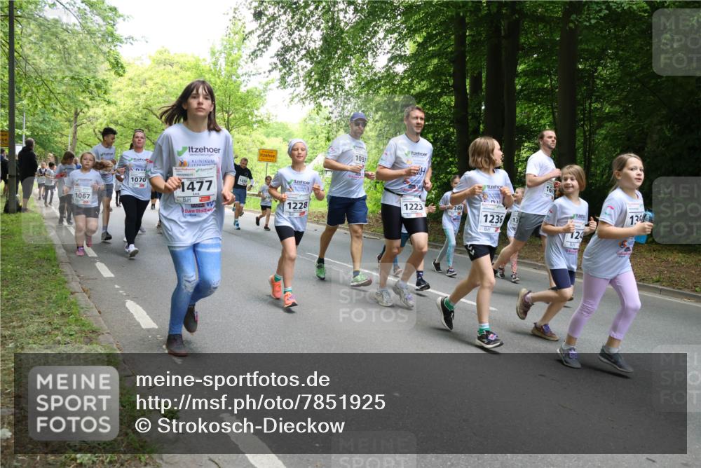 17.05.2025 - Störlauf Strokosch-Dieckow http://msf.ph/oto/7851925 17.05.2025 14:17:49 Laufen 1067, 1070, 2, 1477, 1228, 1097, 16, 13, 1223, 369, 1236, 13, 124 meine-sportfotos.de