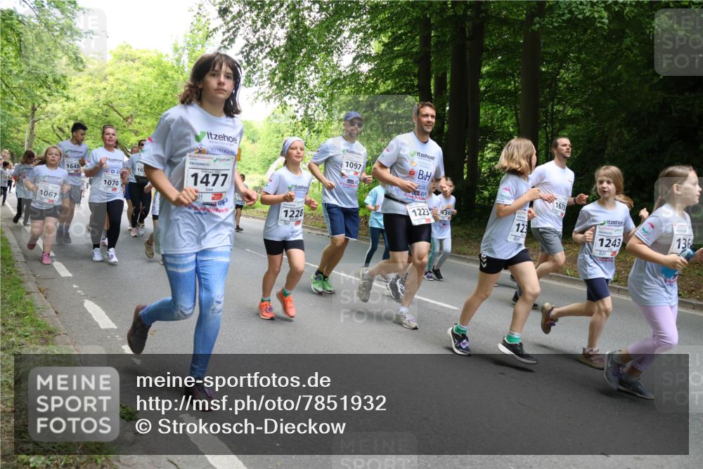17.05.2025 - Störlauf Strokosch-Dieckow http://msf.ph/oto/7851932 17.05.2025 14:17:50 Laufen 1067, 1645, 10, 1070, 1477, 1228, 1097, 1223369, 123, 1673, 1243, 136 meine-sportfotos.de