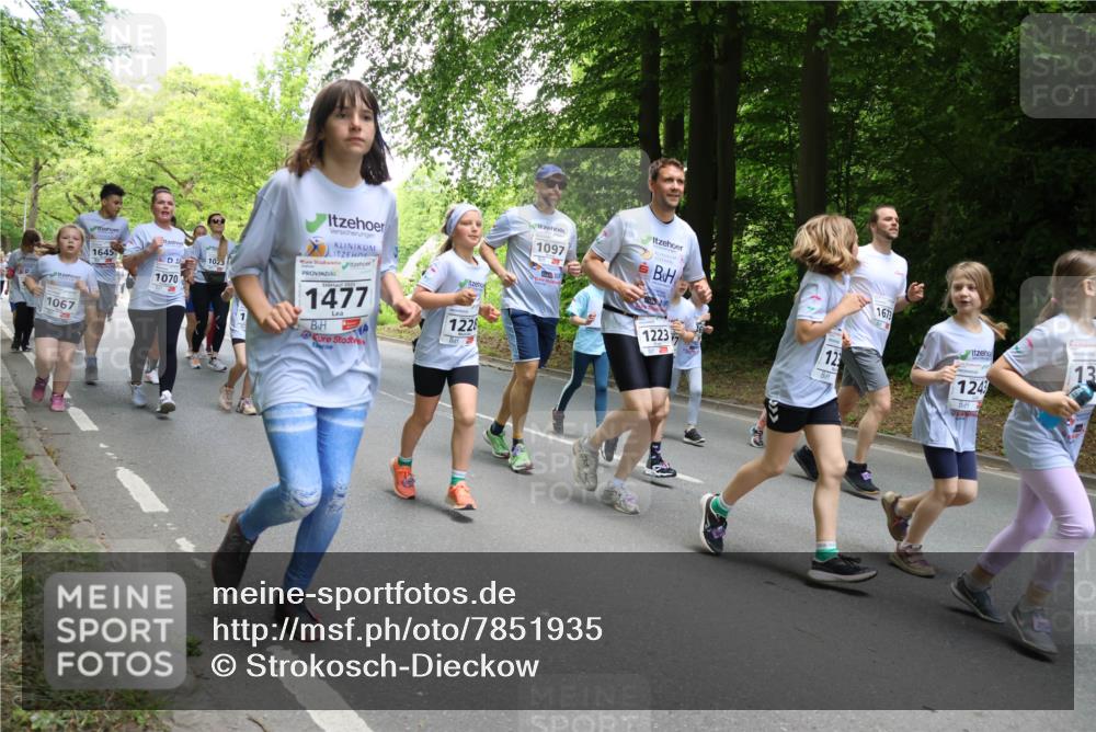17.05.2025 - Störlauf Strokosch-Dieckow http://msf.ph/oto/7851935 17.05.2025 14:17:50 Laufen 1067, 1645, 1070, 1023, 1477, 1228, 1097, 1223, 123, 1673, 13, 1243 meine-sportfotos.de