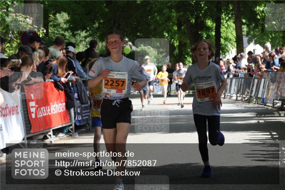 17.05.2025 - Störlauf Strokosch-Dieckow http://msf.ph/oto/7852087 17.05.2025 15:27:16 Ziel 20, 202, 2257, 1897 meine-sportfotos.de