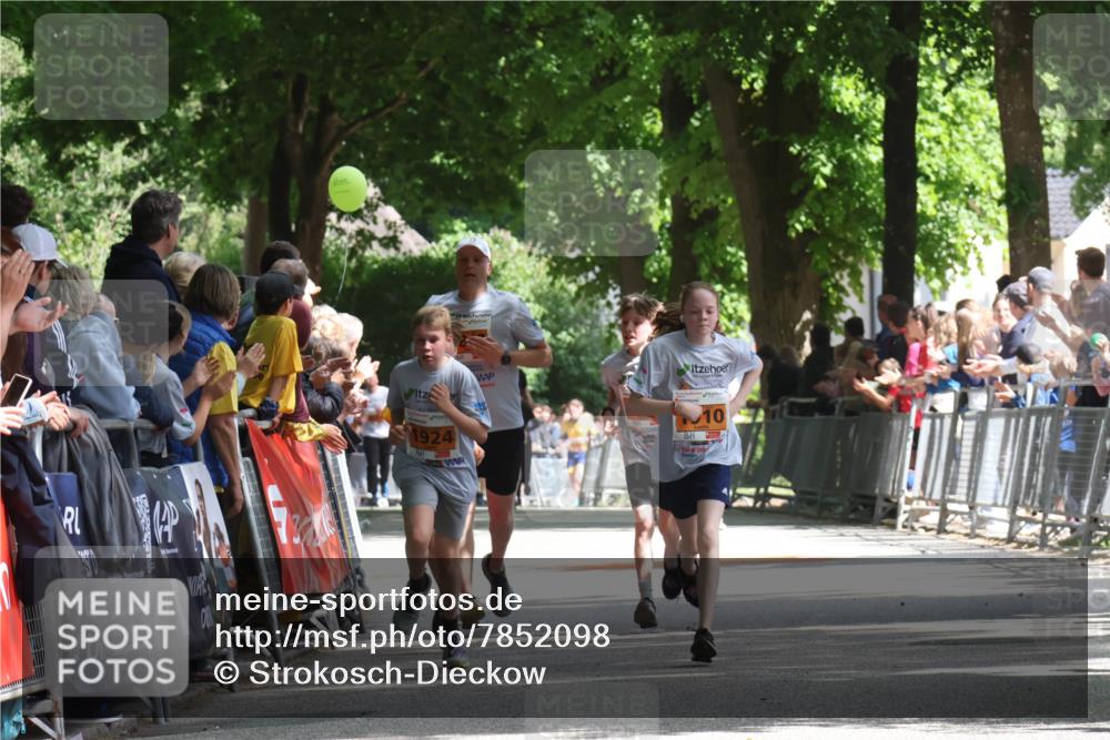 17.05.2025 - Störlauf Strokosch-Dieckow http://msf.ph/oto/7852098 17.05.2025 15:27:20 Ziel 55, 7, 25524, 1924, 10 meine-sportfotos.de