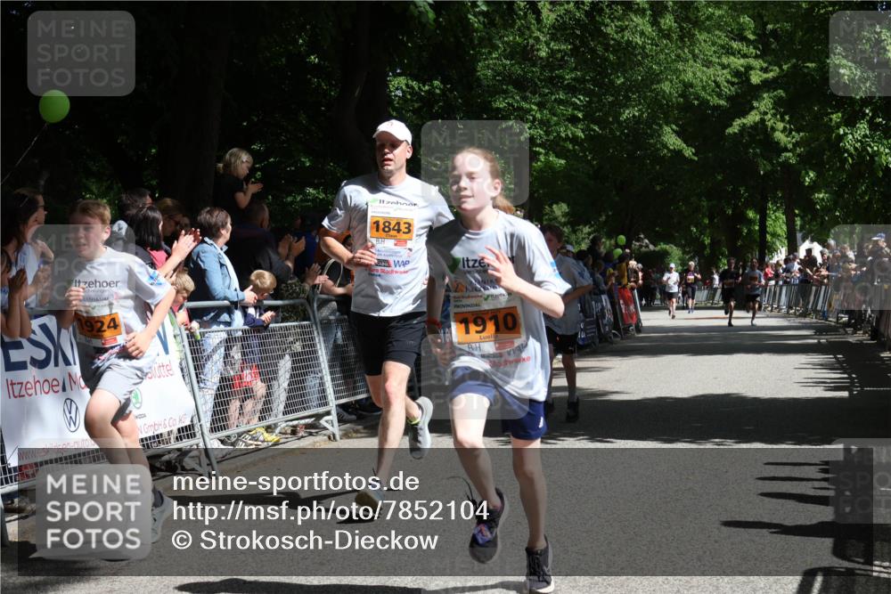 17.05.2025 - Störlauf Strokosch-Dieckow http://msf.ph/oto/7852104 17.05.2025 15:27:27 Ziel 1924, 1843, 1910 meine-sportfotos.de