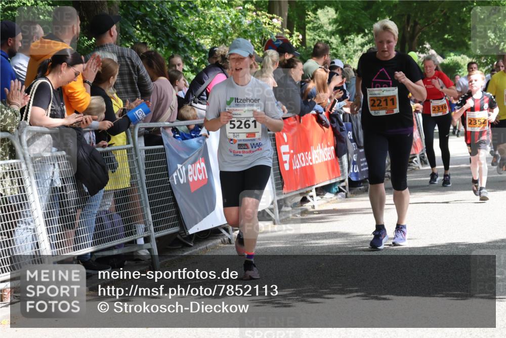 17.05.2025 - Störlauf Strokosch-Dieckow http://msf.ph/oto/7852113 17.05.2025 15:27:40 Ziel 2025, 5261, 2211, 2316, 2352 meine-sportfotos.de