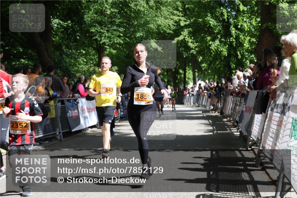 17.05.2025 - Störlauf Strokosch-Dieckow http://msf.ph/oto/7852129 17.05.2025 15:27:46 Ziel 2352, 343, 1850 meine-sportfotos.de
