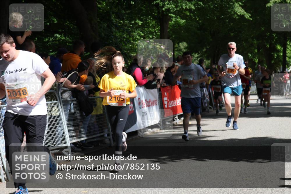 17.05.2025 - Störlauf Strokosch-Dieckow http://msf.ph/oto/7852135 17.05.2025 15:27:48 Ziel 2018, 210, 2395 meine-sportfotos.de