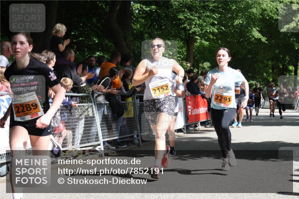 17.05.2025 - Störlauf Strokosch-Dieckow http://msf.ph/oto/7852191 17.05.2025 15:28:10 Ziel 2019, 2025, 2289, 0, 1, 2152, 2291, 1, 247 meine-sportfotos.de