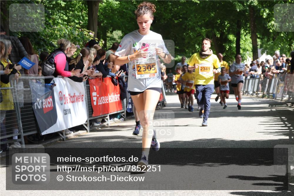 17.05.2025 - Störlauf Strokosch-Dieckow http://msf.ph/oto/7852251 17.05.2025 15:28:32 Ziel 2025, 2305, 2341 meine-sportfotos.de