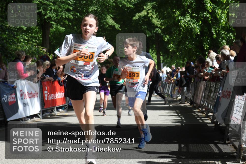 17.05.2025 - Störlauf Strokosch-Dieckow http://msf.ph/oto/7852341 17.05.2025 15:29:00 Ziel 7500, 1893 meine-sportfotos.de