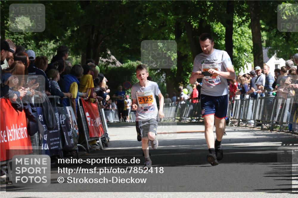 17.05.2025 - Störlauf Strokosch-Dieckow http://msf.ph/oto/7852418 17.05.2025 15:29:51 Ziel 7, 15524, 2125 meine-sportfotos.de