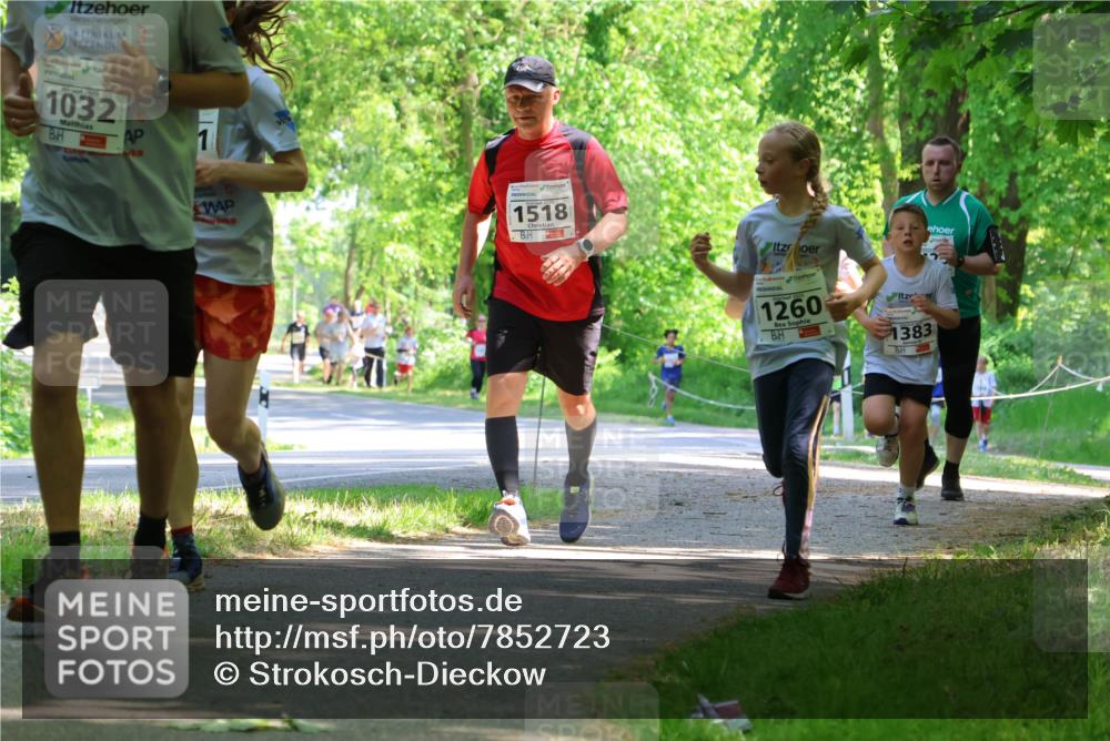 17.05.2025 - Störlauf Strokosch-Dieckow http://msf.ph/oto/7852723 17.05.2025 14:40:45 Laufen 1032, 1518, 1260, 1383 meine-sportfotos.de