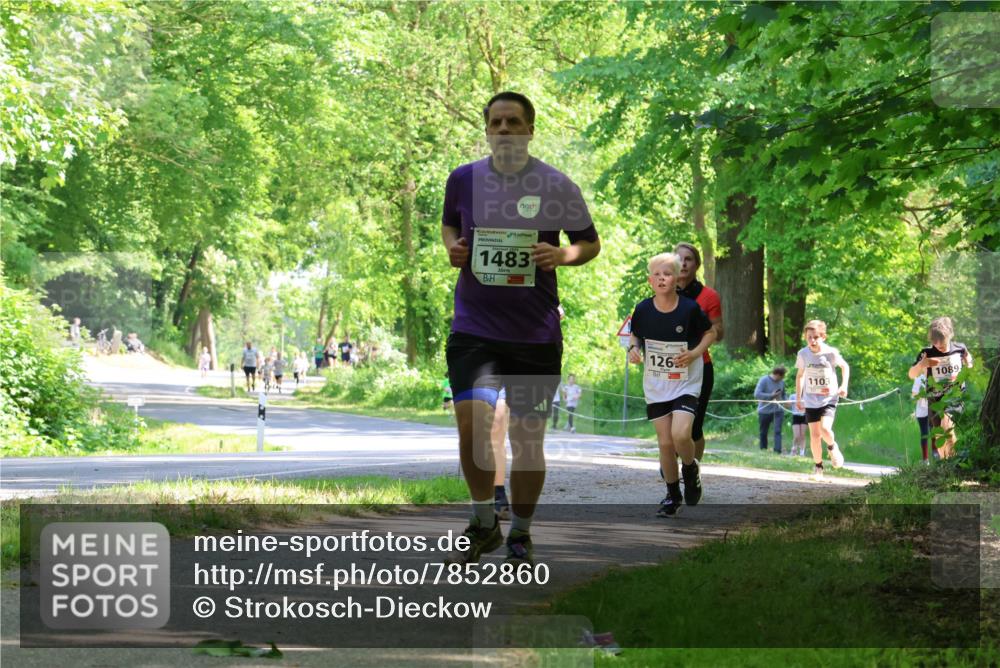 17.05.2025 - Störlauf Strokosch-Dieckow http://msf.ph/oto/7852860 17.05.2025 14:41:32 Laufen 1483, 126, 1103, 1089 meine-sportfotos.de