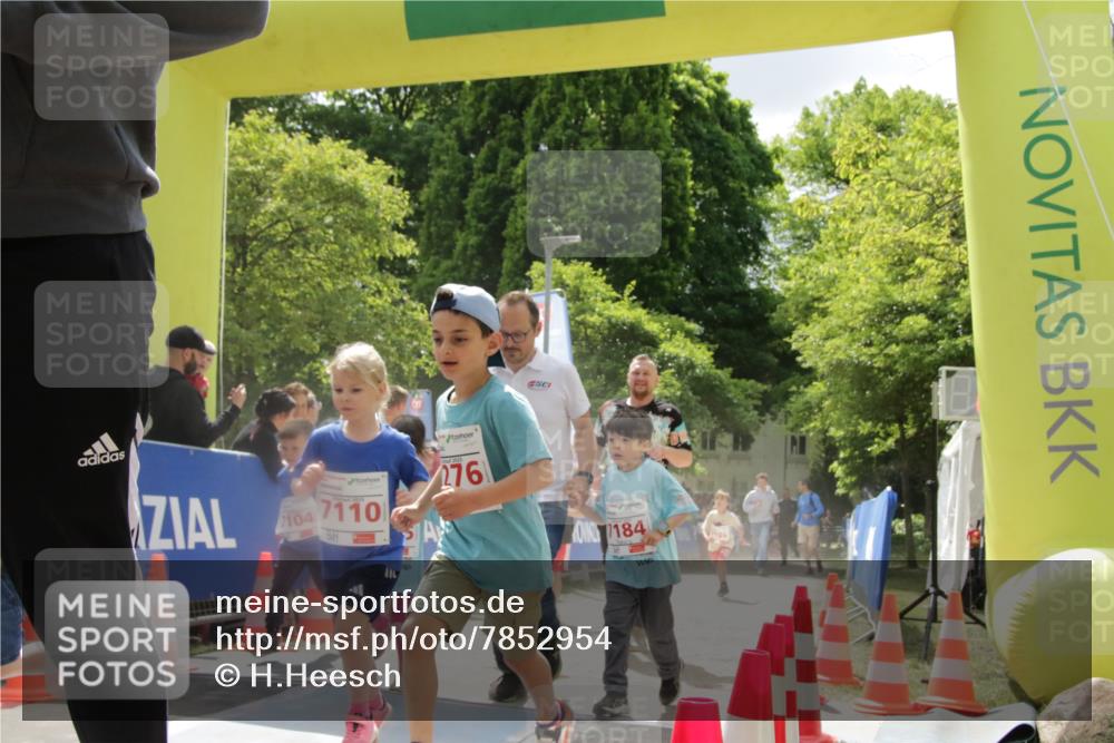 17.05.2025 - Störlauf H.Heesch http://msf.ph/oto/7852954 17.05.2025 13:02:13 Ziel  meine-sportfotos.de