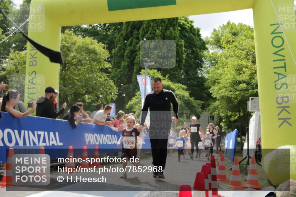17.05.2025 - Störlauf H.Heesch http://msf.ph/oto/7852968 17.05.2025 13:02:21 Ziel  meine-sportfotos.de