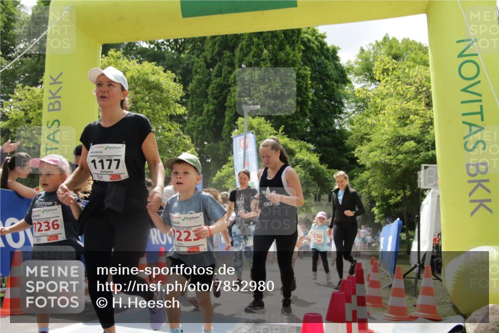 17.05.2025 - Störlauf H.Heesch http://msf.ph/oto/7852980 17.05.2025 13:02:25 Ziel  meine-sportfotos.de